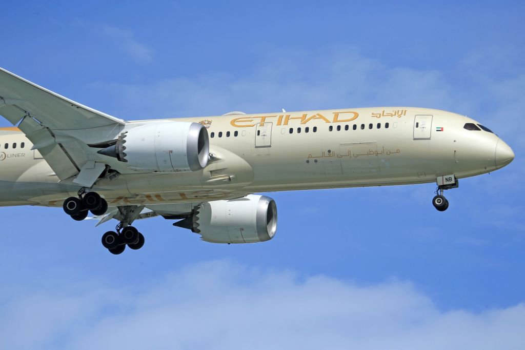 Etihad Airways Offer